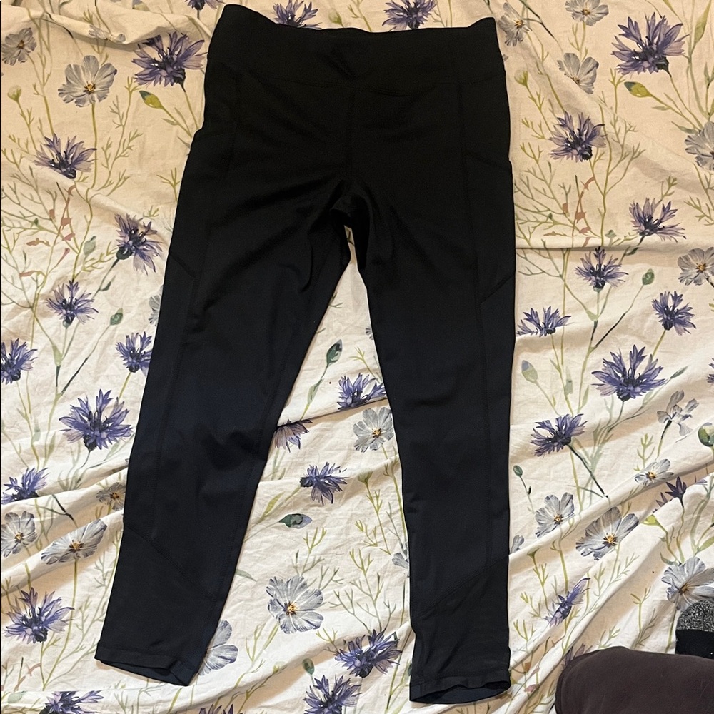 โจ Comfy & Chic: Diadora Black Leggings โจ - Picture 4 of 7